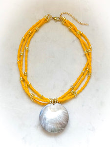 Yellow Bead Nacar Necklace