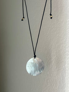 Reversible Round Nacar Pendant Black Cord