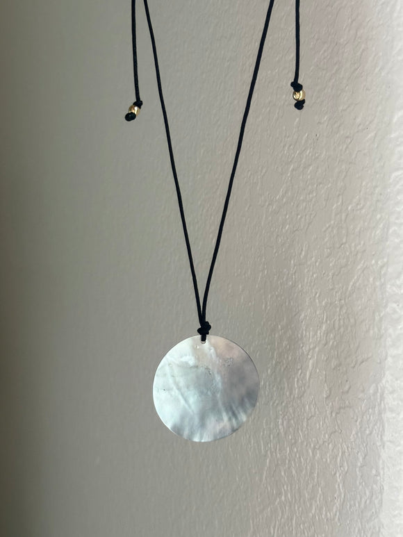 Reversible Round Nacar Pendant Black Cord